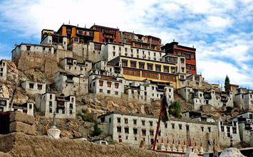 Wonders of Ladakh with Srinagar