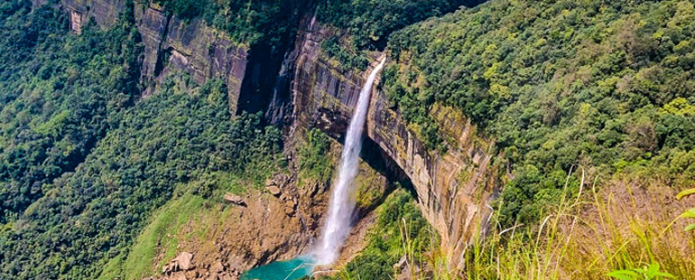 3 Nights 4 Days Mesmerizing Meghalaya Tours